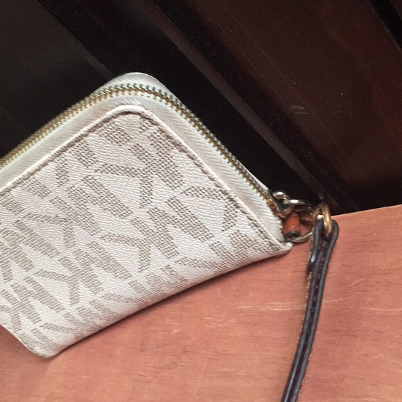 MICHAEL KORS - Picture 10 of 11